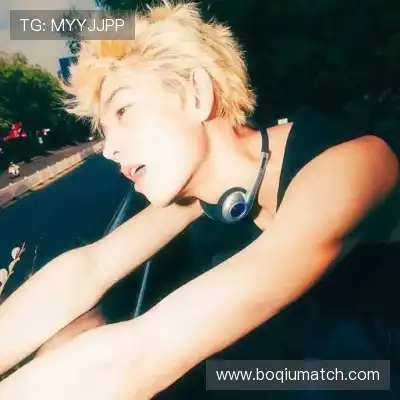 束启万